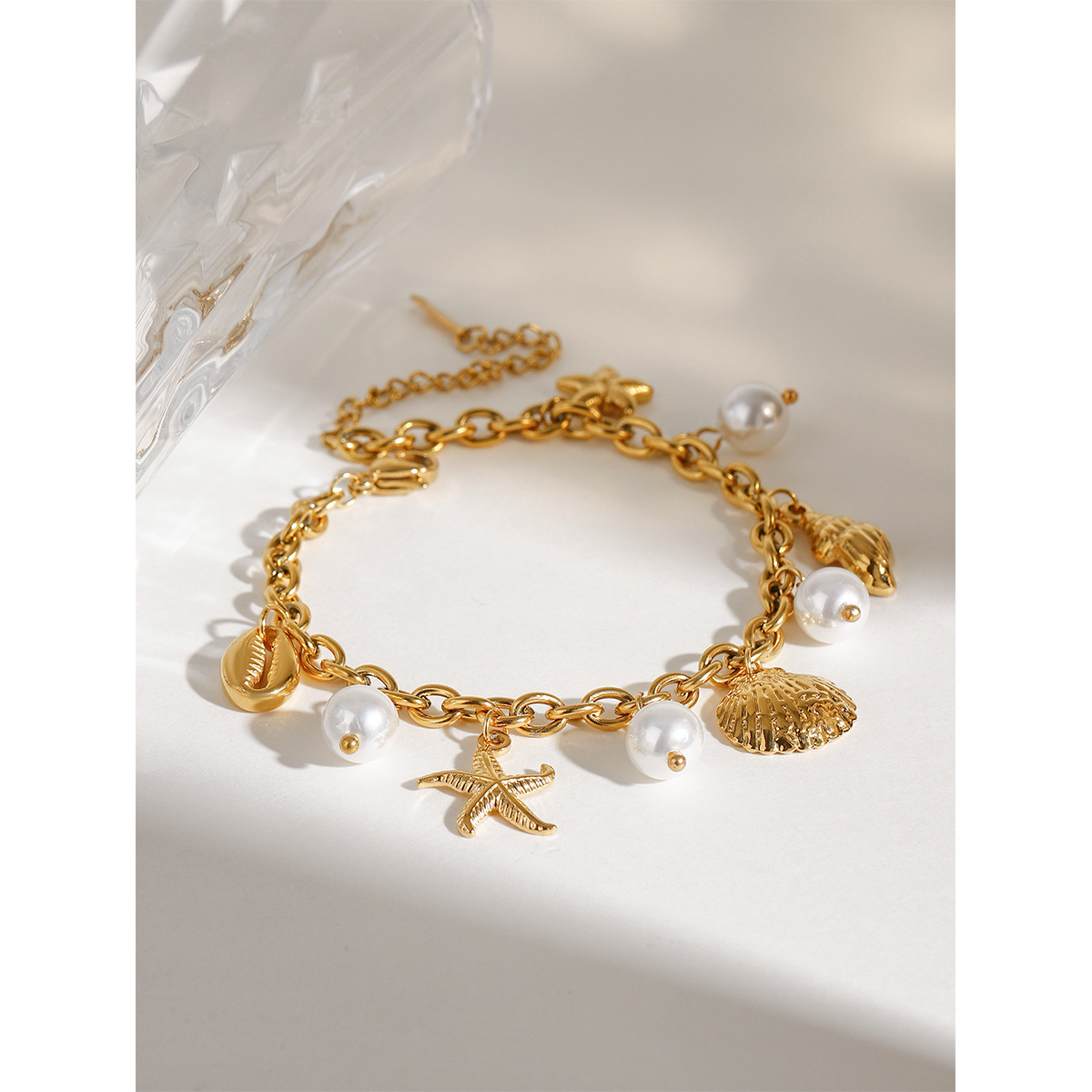 Pearl Shell Charm Bracelet — 18K Gold Stainless Steel